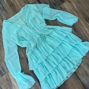 Super Cute light blue long sleeve dress